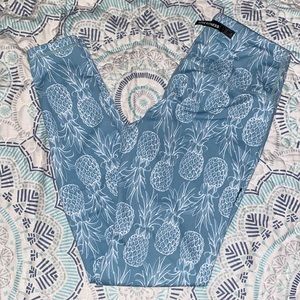 Love Fitness baby blue pineapple leggings